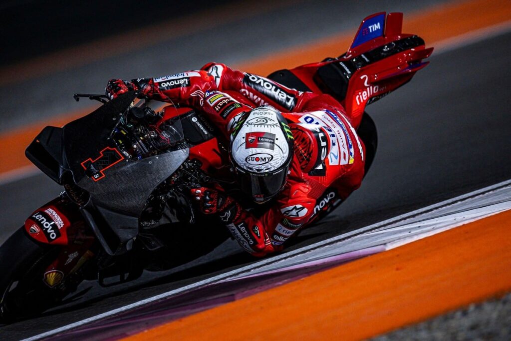 Francesco Bagnaia aux tests motoGP du Qatar en 2024